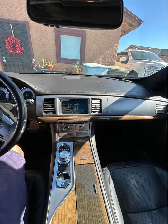 2011 Jaguar X250 XFR - Image 12 of 16