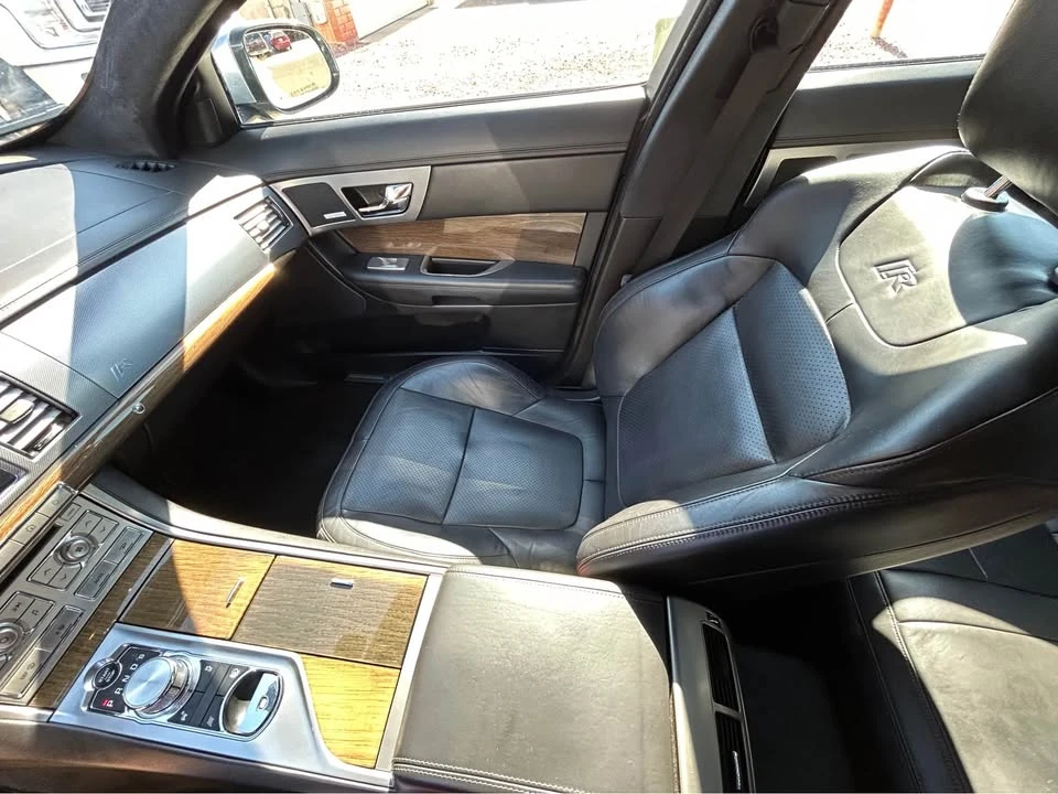 2011 Jaguar X250 XFR - Image 11 of 16