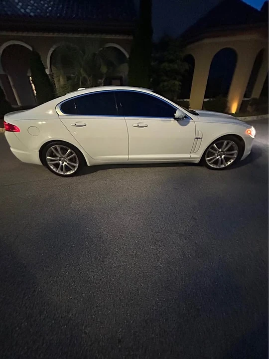 2011 Jaguar X250 XFR - Image 2 of 4