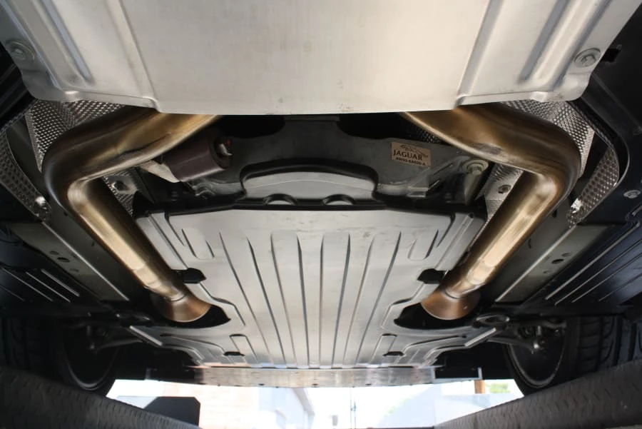 2011 Jaguar X250 XFR - Image 25 of 27