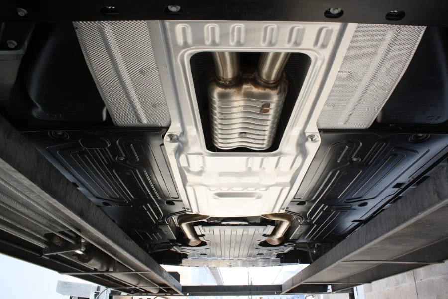 2011 Jaguar X250 XFR - Image 24 of 27