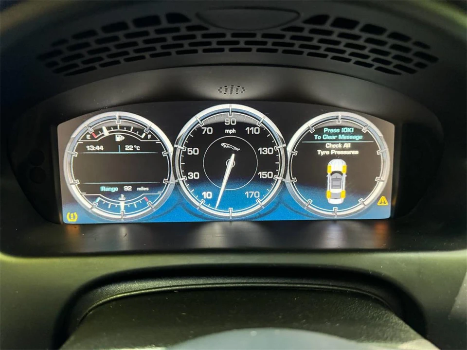 2011 Jaguar X351 XJ - Image 12 of 21