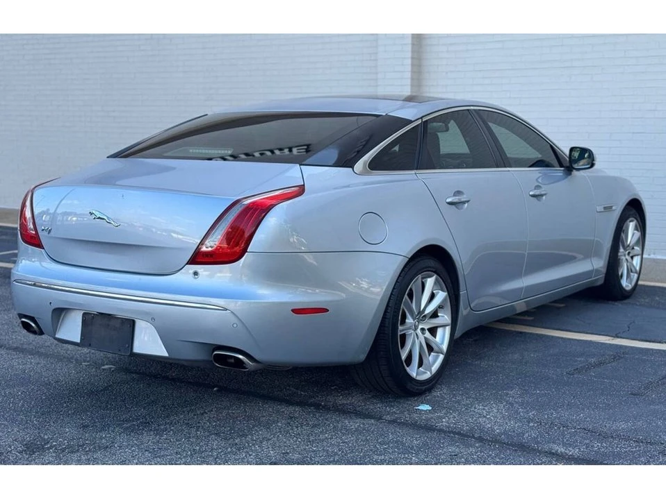 2011 Jaguar X351 XJ - Image 5 of 20
