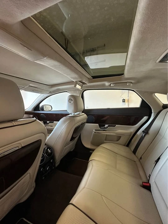 2011 Jaguar X351 XJ - Image 6 of 6