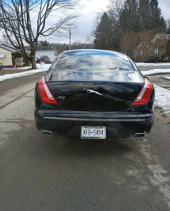 2011 Jaguar X351 XJ - Image 2 of 8