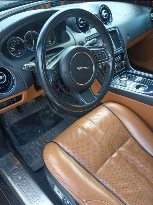 2011 Jaguar X351 XJ - Image 7 of 8