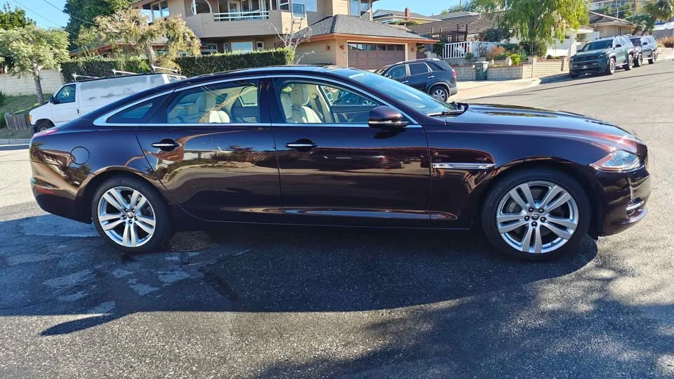 2011 Jaguar X351 XJ - Image 2 of 10