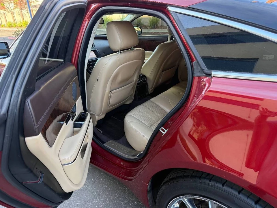 2011 Jaguar X351 XJ - Image 15 of 24