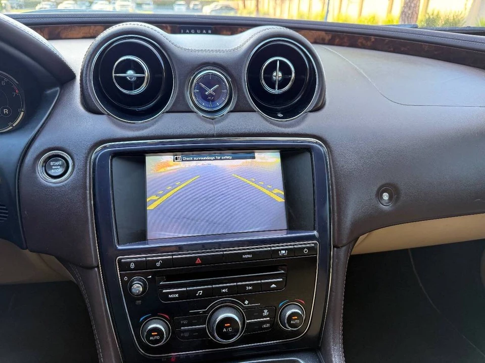 2011 Jaguar X351 XJ - Image 20 of 24