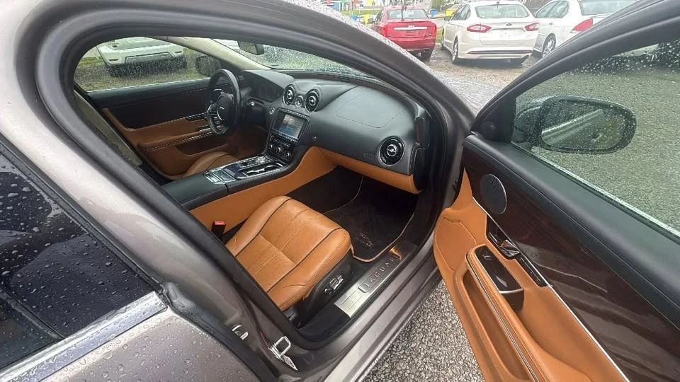 2011 Jaguar X351 XJ - Image 19 of 20