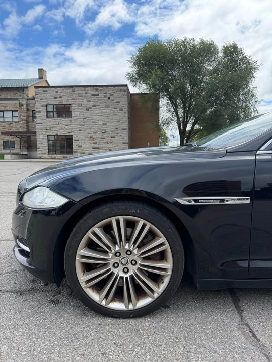 2011 Jaguar X351 XJ - Image 3 of 20