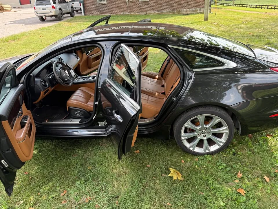 2011 Jaguar X351 XJ - Image 4 of 10