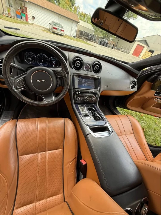2011 Jaguar X351 XJ - Image 9 of 10