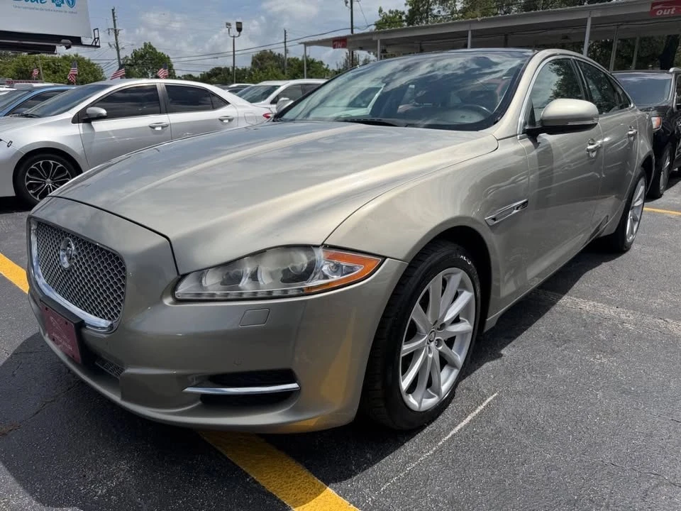 2011 Jaguar X351 XJ - Image 2 of 19
