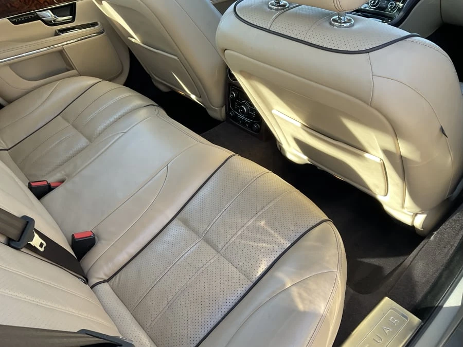 2011 Jaguar X351 XJ - Image 7 of 13