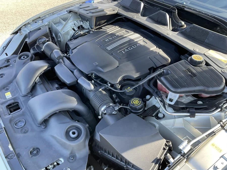 2011 Jaguar X351 XJ - Image 13 of 13