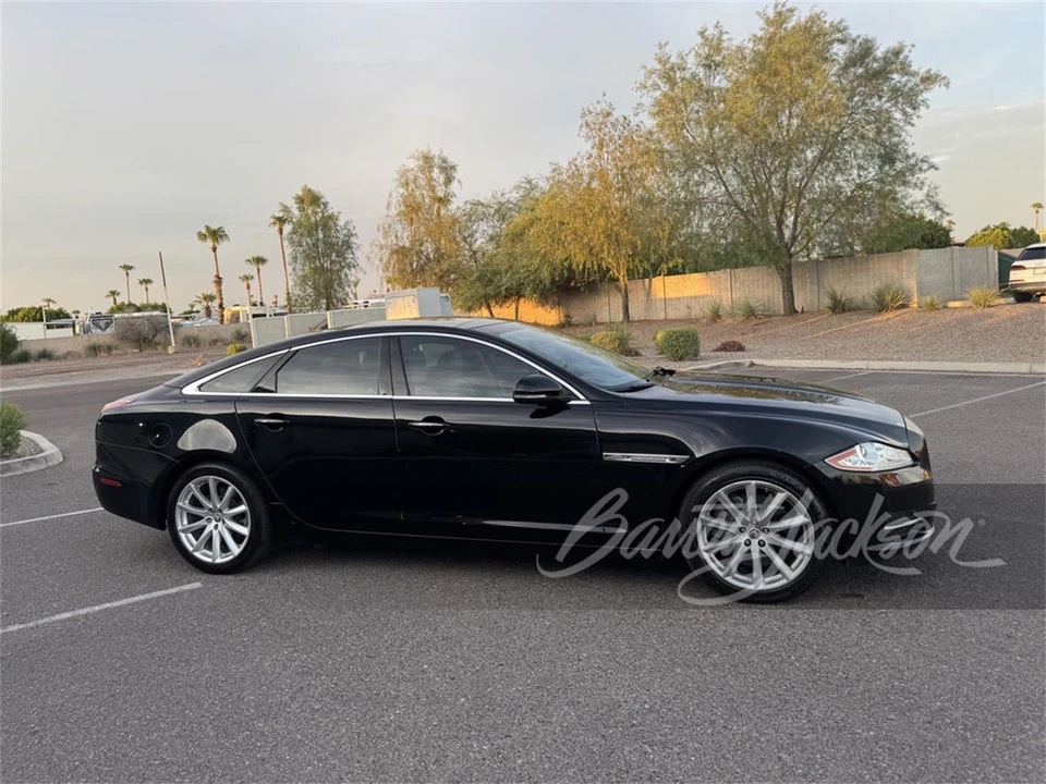 2011 Jaguar X351 XJ - Image 2 of 4
