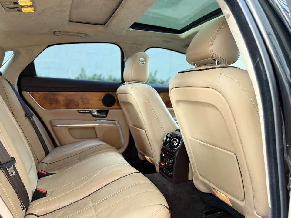 2011 Jaguar X351 XJ - Image 19 of 21