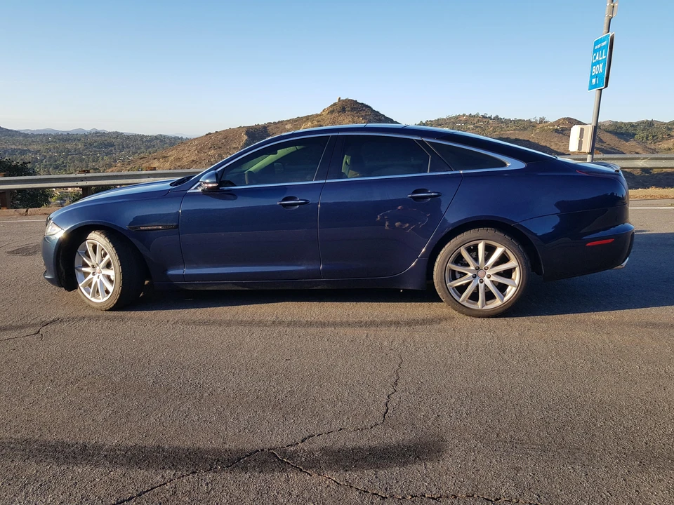 2011 Jaguar X351 XJ - Image 12 of 31