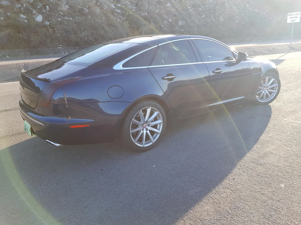 2011 Jaguar X351 XJ - Image 18 of 31
