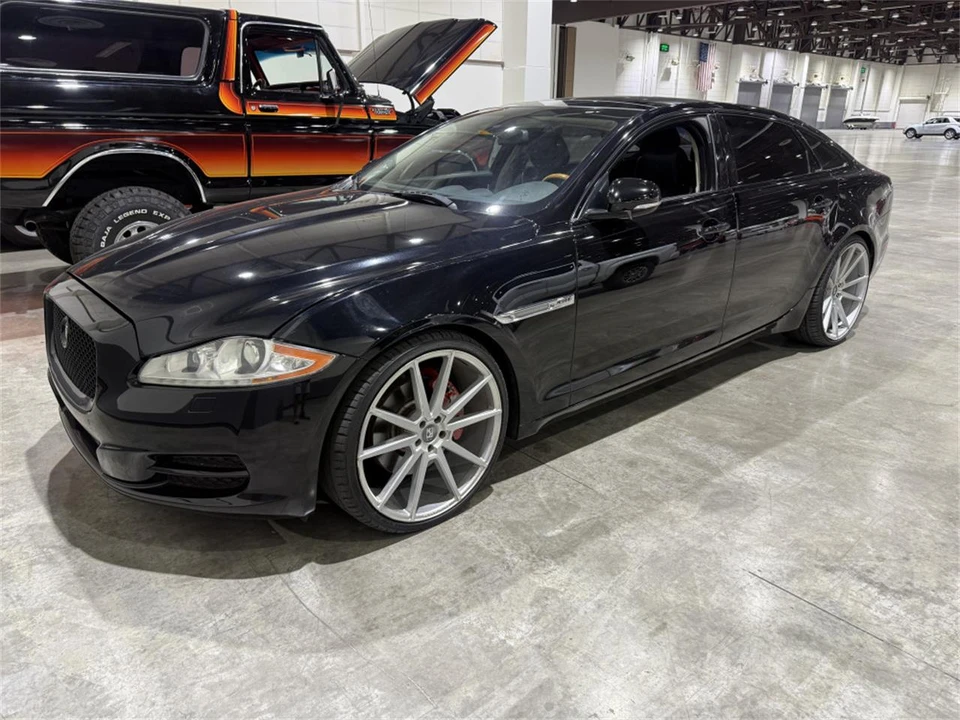 2011 Jaguar X351 XJ - Image 2 of 11