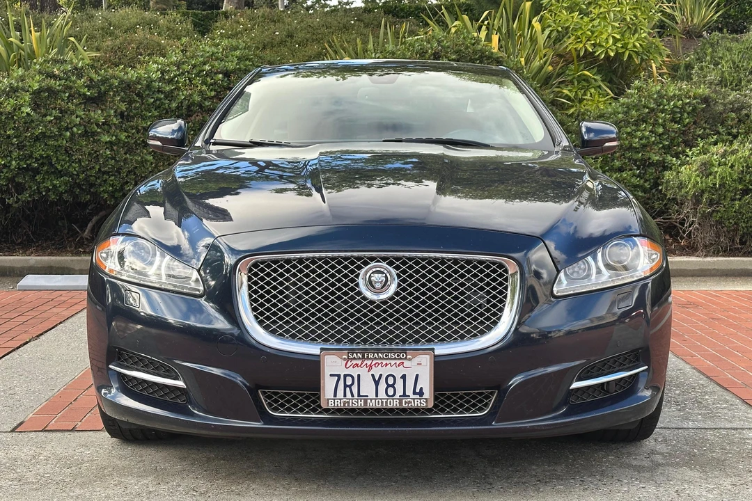 2011 Jaguar X351 XJ - Image 2 of 31