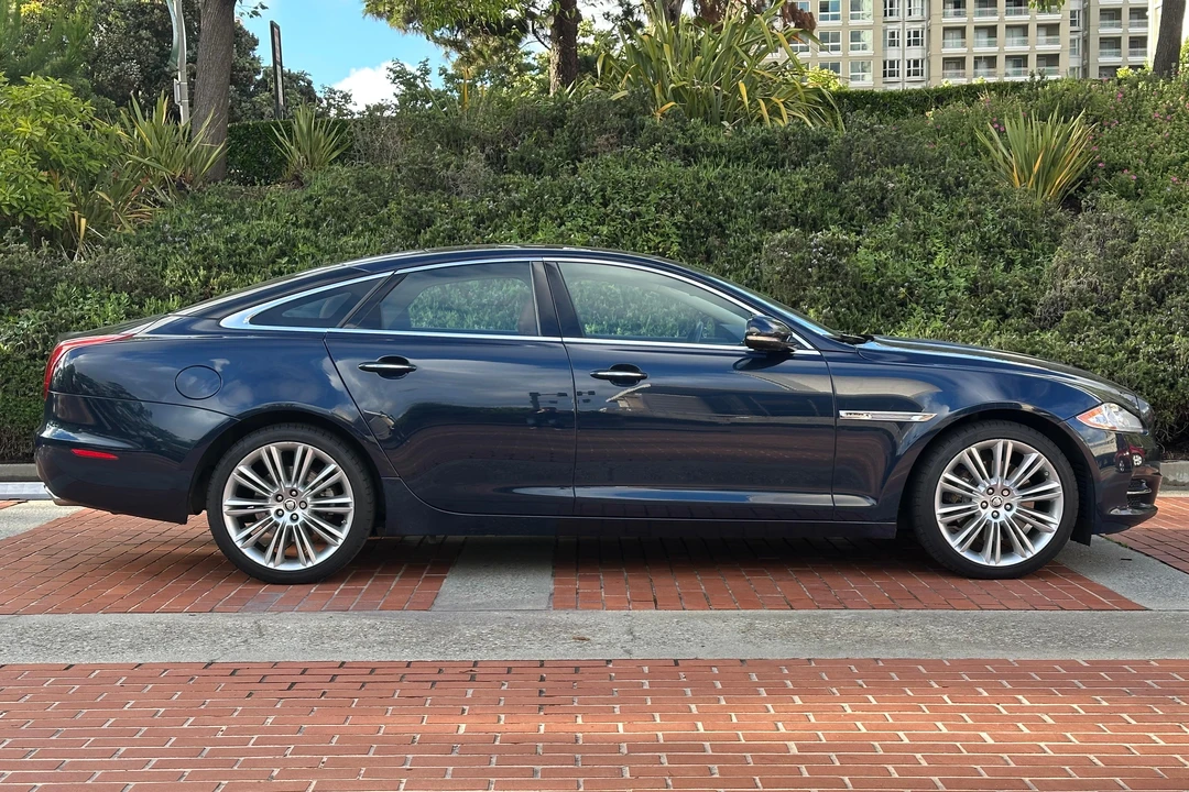 2011 Jaguar X351 XJ - Image 3 of 31