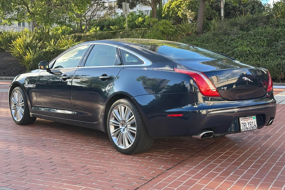 2011 Jaguar X351 XJ - Image 4 of 31