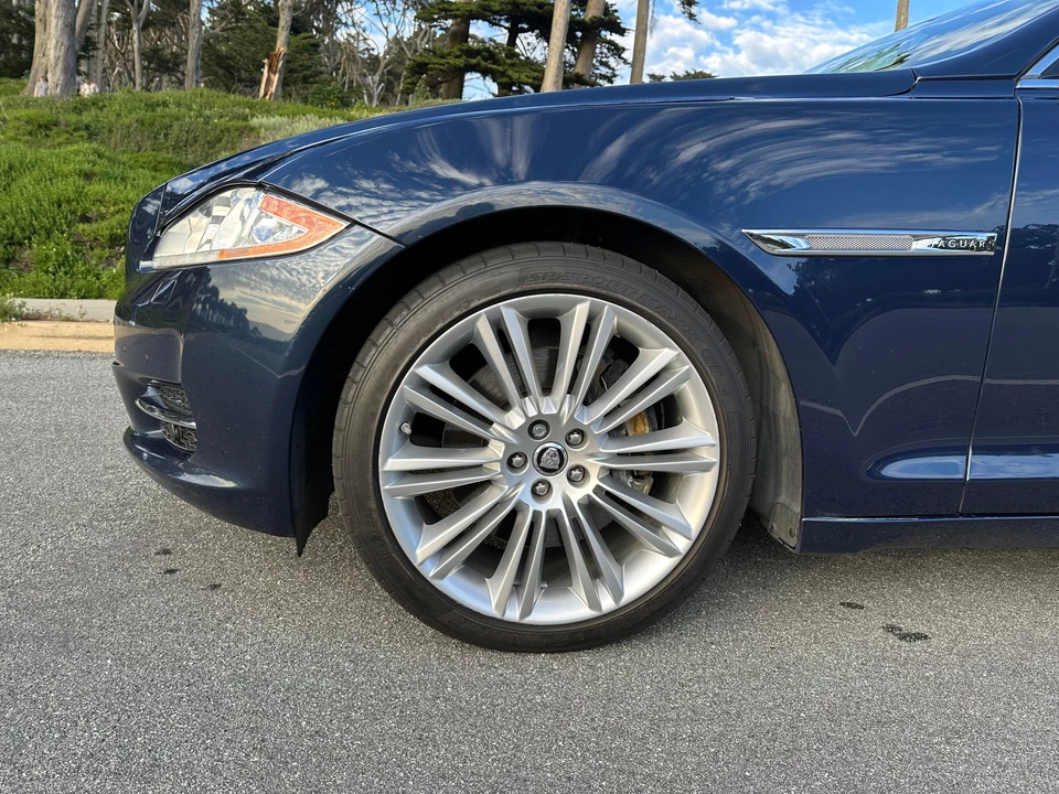 2011 Jaguar X351 XJ - Image 13 of 31