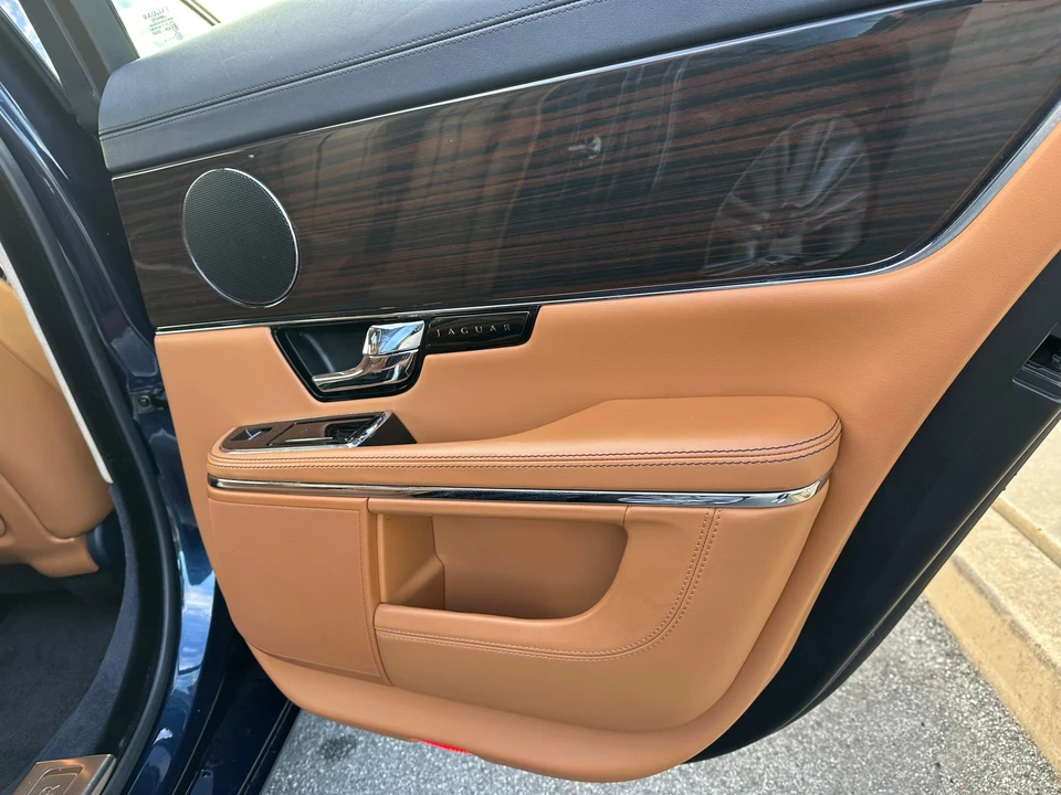 2011 Jaguar X351 XJ - Image 31 of 31