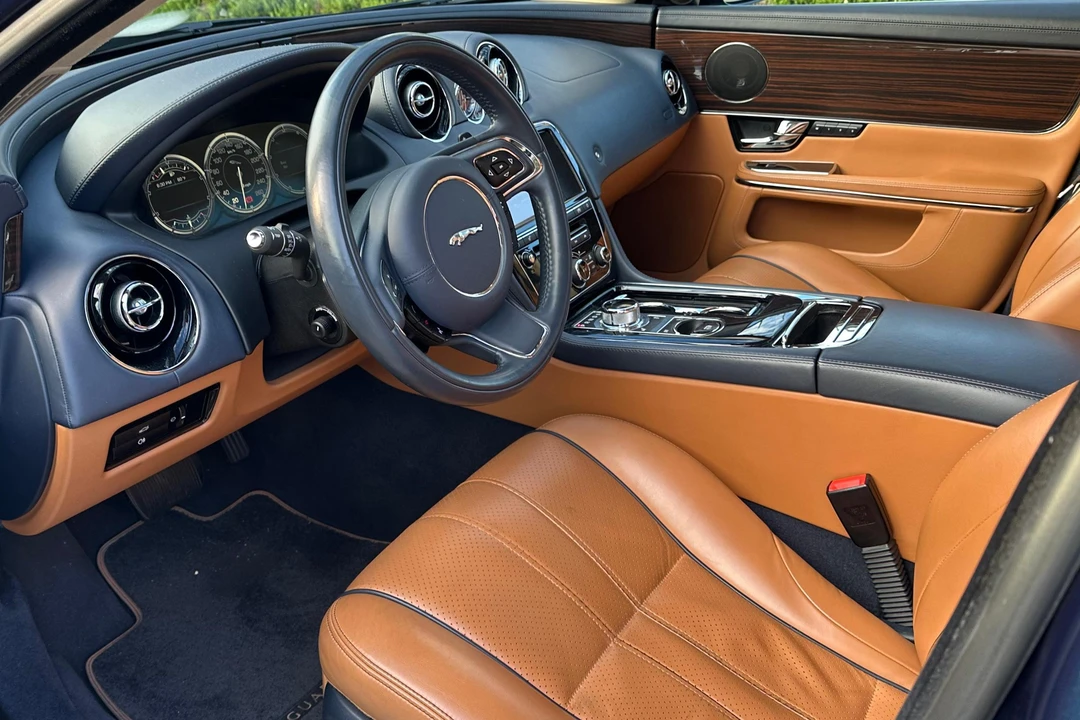 2011 Jaguar X351 XJ - Image 17 of 31