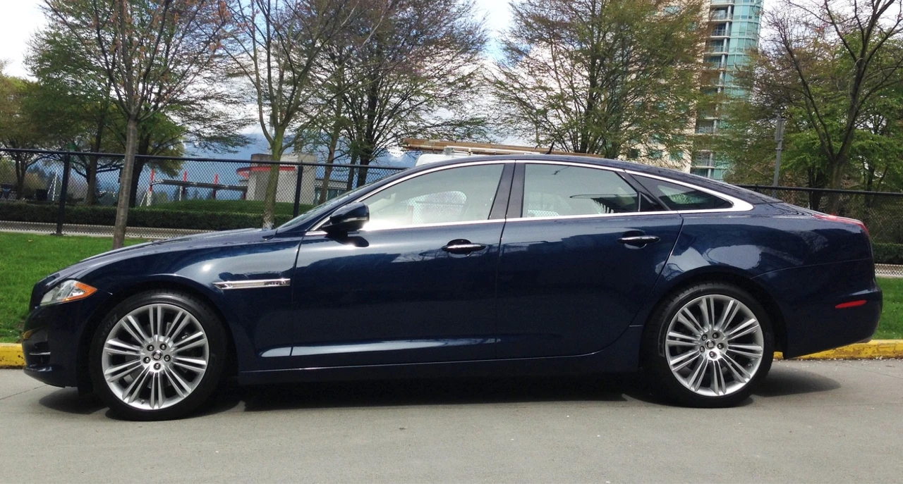 2011 Jaguar X351 XJ - Image 3 of 14