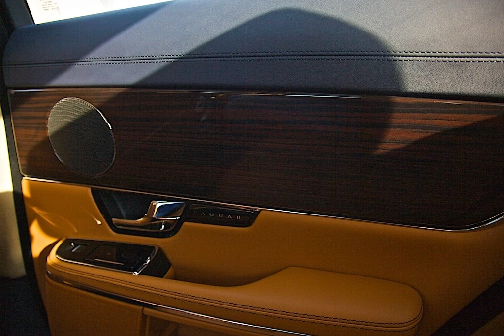 2011 Jaguar X351 XJ - Image 9 of 14