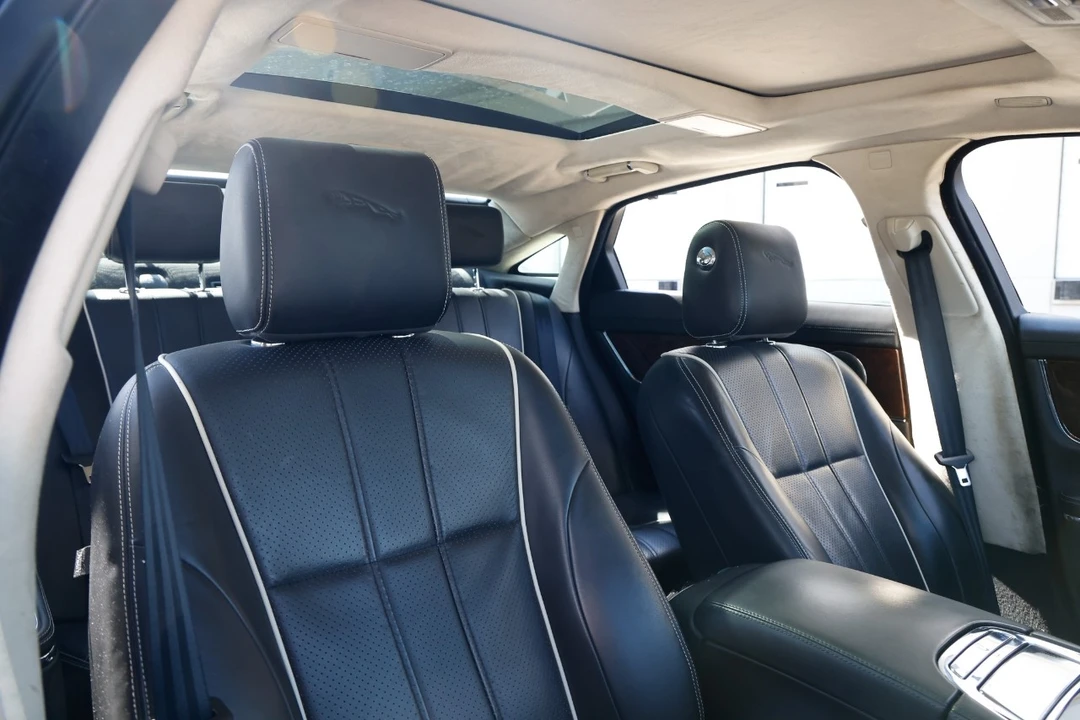 2011 Jaguar X351 XJR - Image 16 of 21