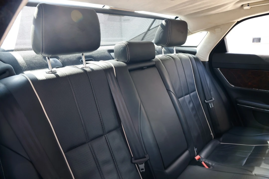 2011 Jaguar X351 XJR - Image 14 of 21