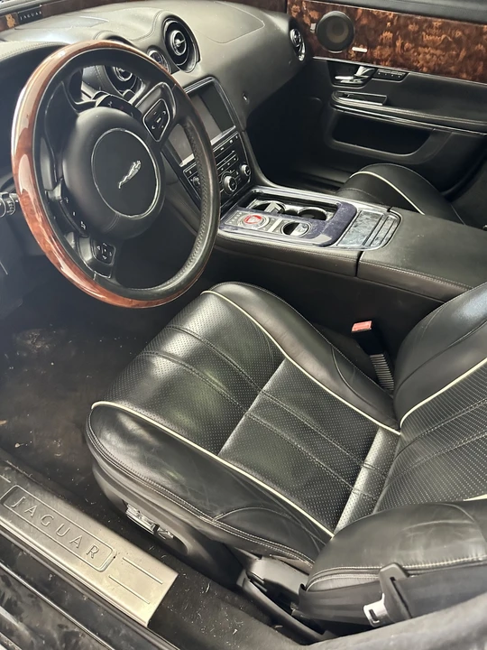 2011 Jaguar X351 XJ - Image 23 of 23
