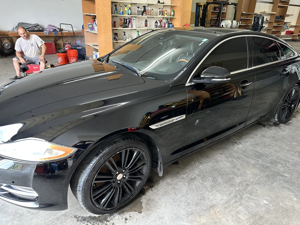 2011 Jaguar X351 XJ - Image 9 of 23