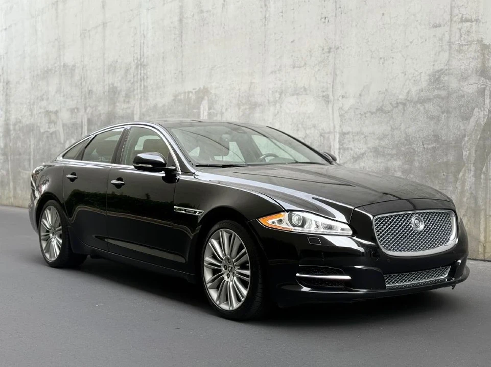 2011 Jaguar X351 XJR - Image 10 of 21