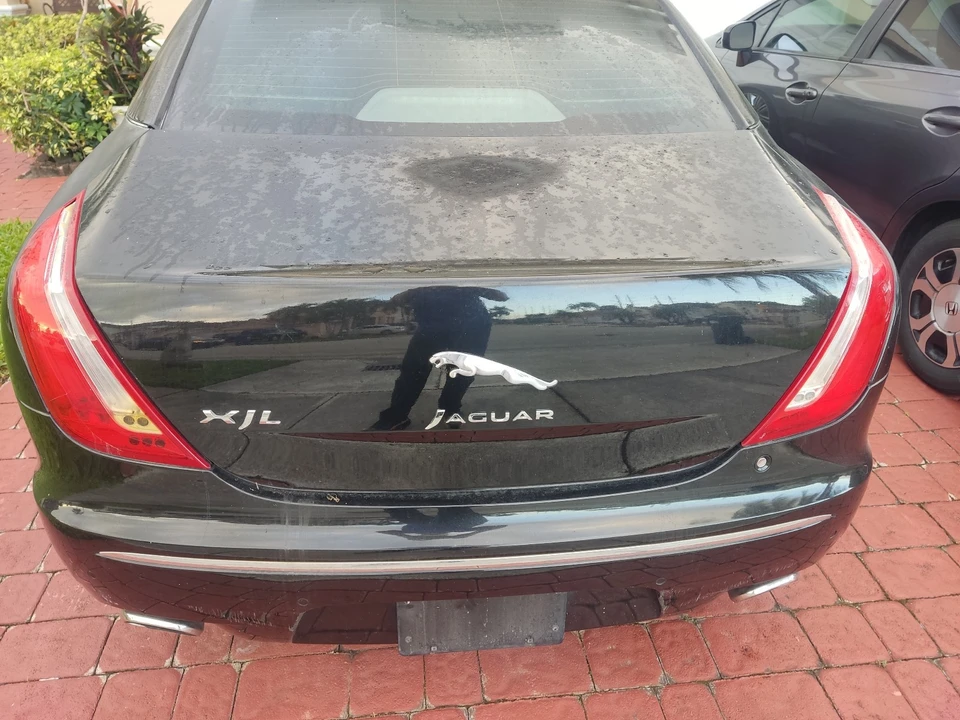 2011 Jaguar X351 XJR - Image 8 of 20