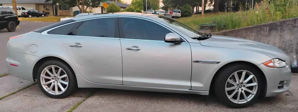 2011 Jaguar X351 XJ - Image 9 of 9