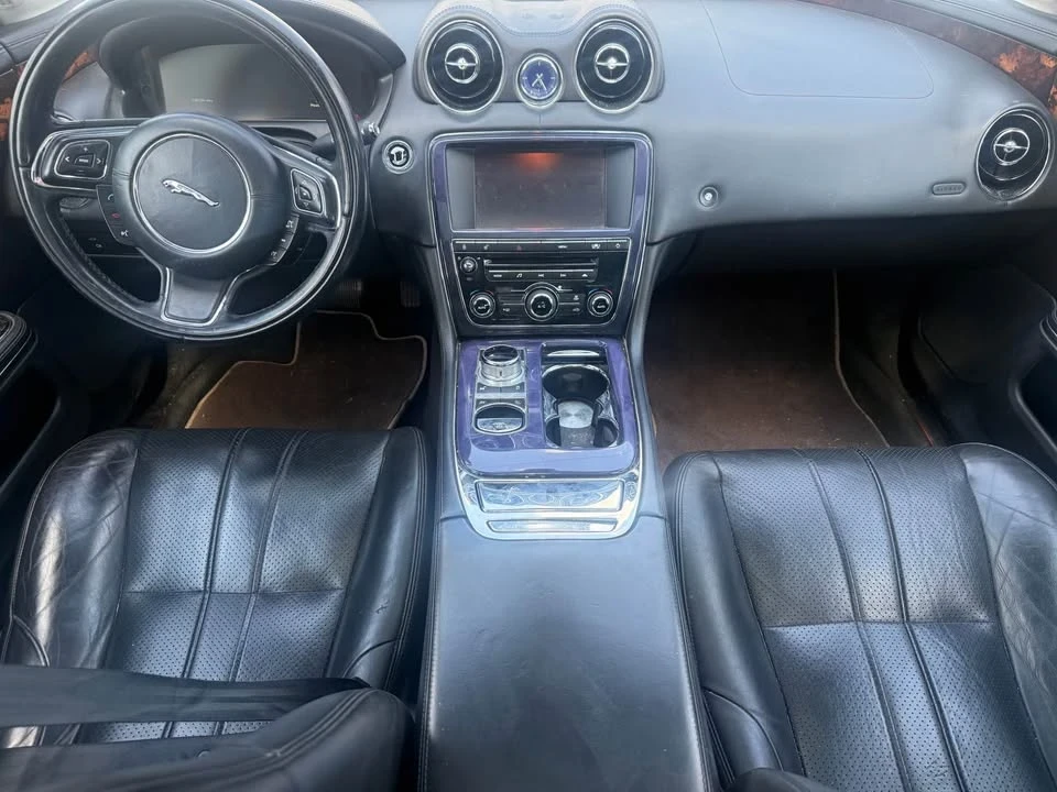 2011 Jaguar XJ Series 4 - Image 6 of 10