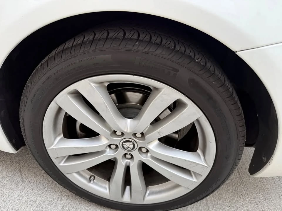 2011 Jaguar X351 XJ - Image 13 of 20