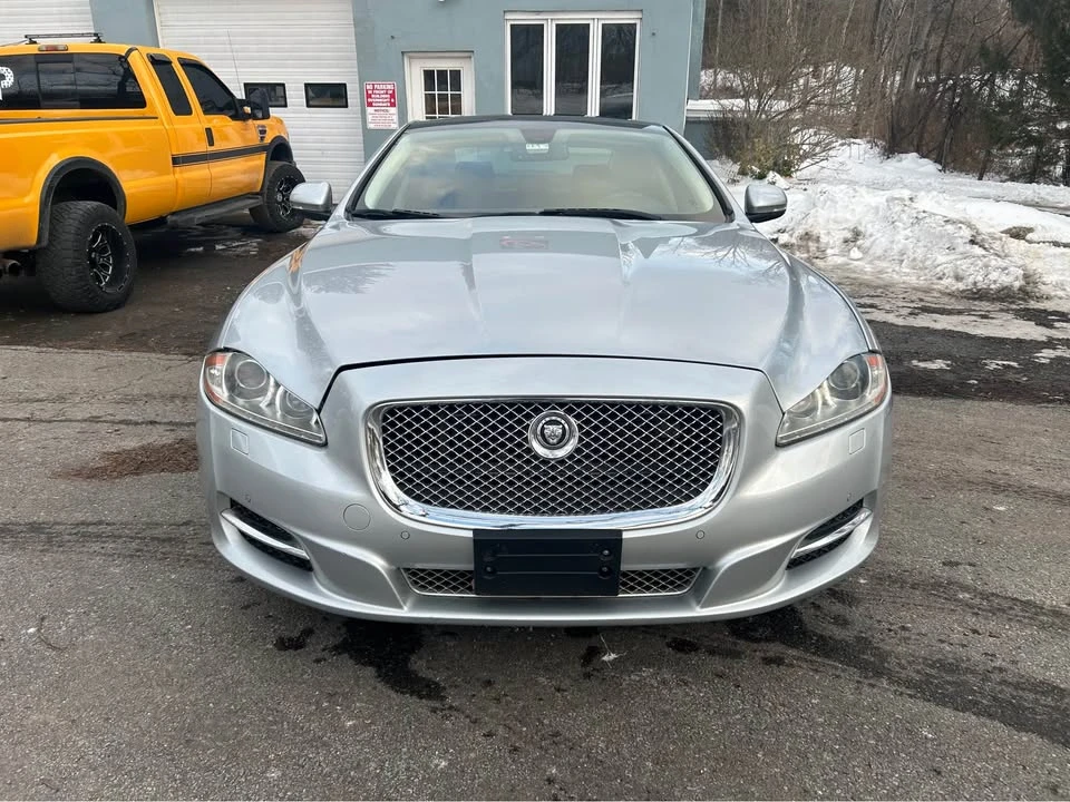 2011 Jaguar X351 XJ - Image 2 of 17