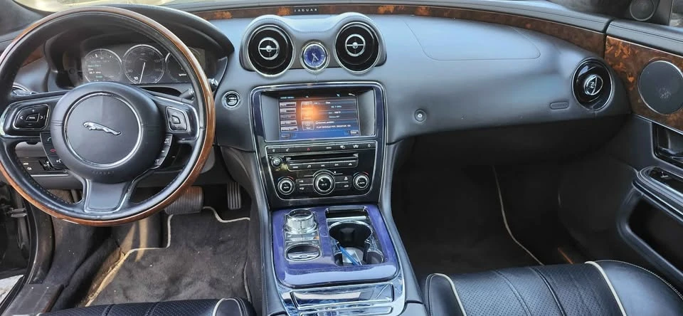 2011 Jaguar X351 XJ - Image 9 of 11