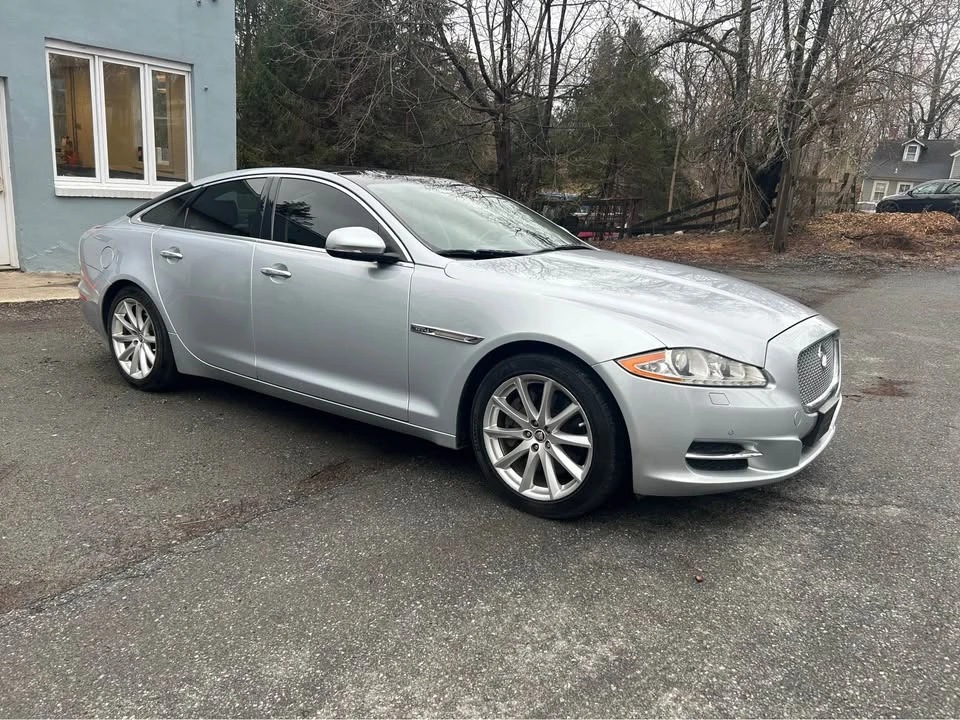 2011 Jaguar X351 XJ - Image 5 of 18