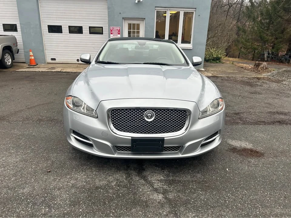 2011 Jaguar X351 XJ - Image 6 of 18