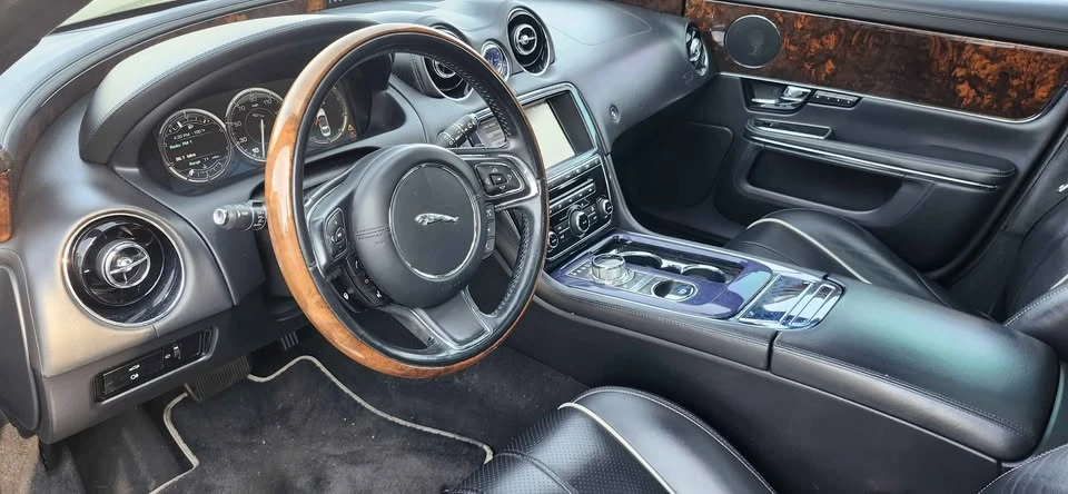 2011 Jaguar X351 XJ - Image 8 of 11
