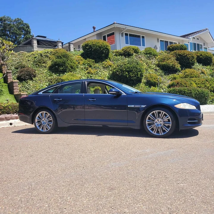 2011 Jaguar X351 XJ - Image 4 of 12