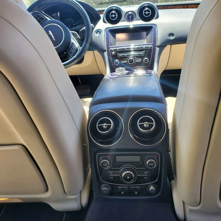 2011 Jaguar X351 XJ - Image 11 of 12