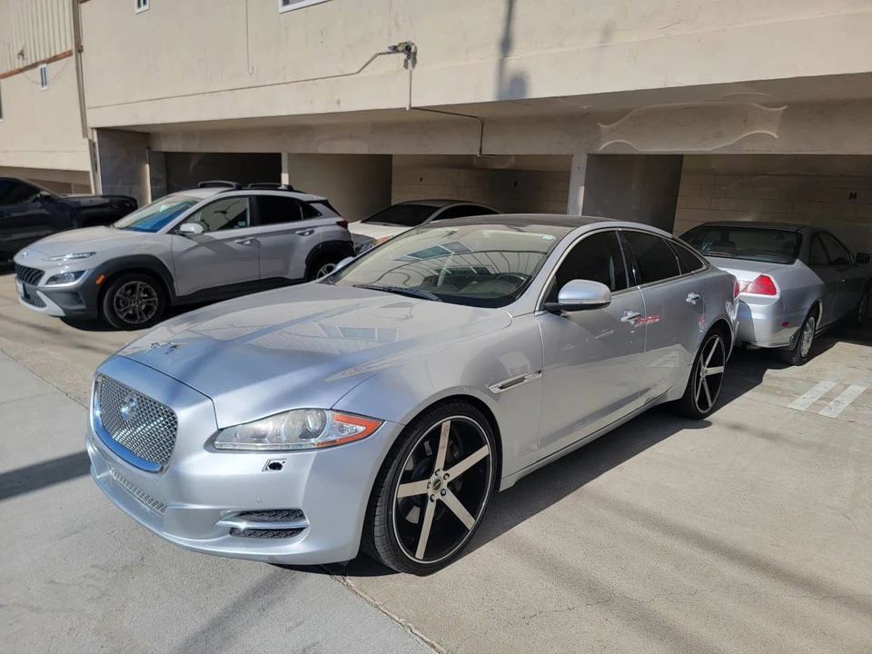 2011 Jaguar X351 XJ - Image 2 of 7